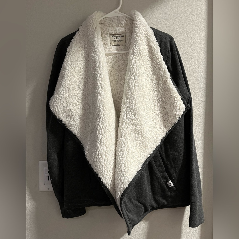 Abercrombie Sherpa lined jacket